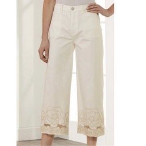 Soft Surroundings Ultimate Wide Leg Cropped Embroidered Jeans Size 6P NWT!